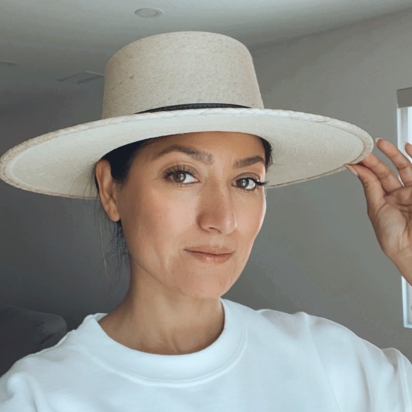 Leah Palma Wide Flat Brim cordobes Hat - Picture 11 of 11